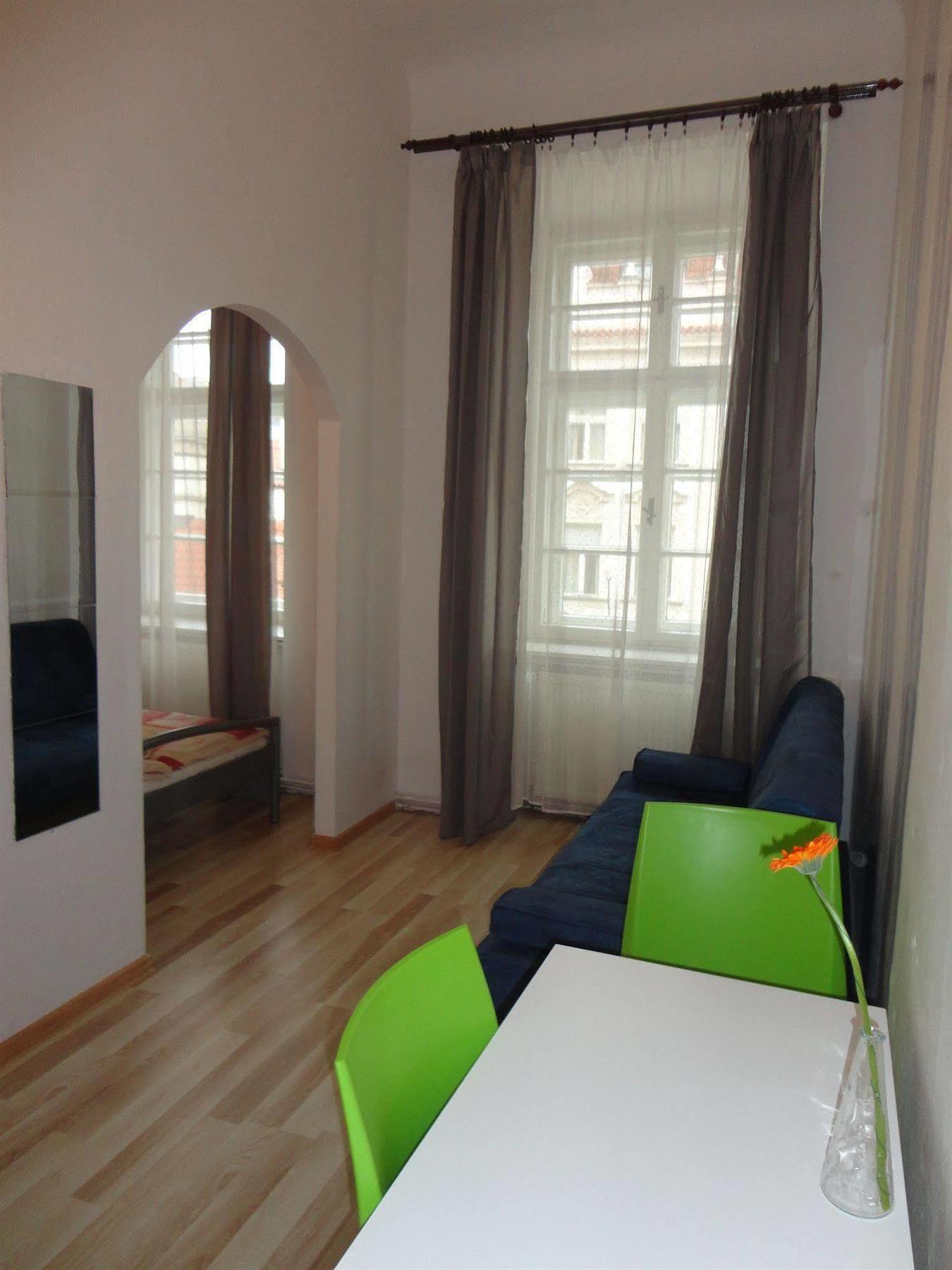 Pension Tara Prague Exterior photo